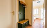 Eingangsbereich mit Garderobe und Sitzbank - Madlen - Top-Hundeurlaub