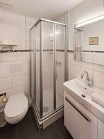 Badezimmer - Ferienwohnung *Üüs Aran 5* - Top-Hundeurlaub