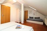 Schlafzimmer - Appartementhaus Villa Sanssouci Fewo 1 "Möwennest" - Top-Hundeurlaub