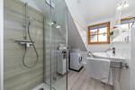 Badezimmer mit Dusche im OG - Reihenhaus 5b - Seehund - Top-Hundeurlaub