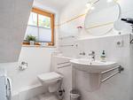 Badezimmer mit Dusche - Reihenhaus 5b - Seehund - Top-Hundeurlaub