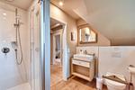 Badezimmer - Ferienhaus Küstenhuus 20 Feriendorf Klein Stresow Rügen - Top-Hundeurlaub