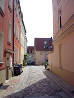 Fassade / Eingang - Apartment BERNSTEIN im EG mit Garten, Infrarot-Sauna - Top-Hundeurlaub