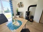 Wohnzimmer - Fewo Möwe Lütow Usedom Achterwasser blaues Haus - Top-Hundeurlaub