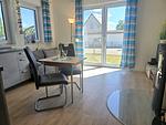 Wohnzimmer - Fewo Möwe Lütow Usedom Achterwasser blaues Haus - Top-Hundeurlaub