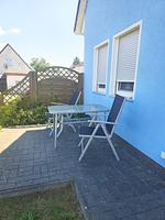 Terrasse - Fewo Möwe Lütow Usedom Achterwasser blaues Haus - Top-Hundeurlaub