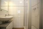 Badezimmer mit Waschbecken - Wohnung 097 - Top-Hundeurlaub
