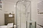 Badezimmer mit Dusche - Wohnung 63 - Top-Hundeurlaub