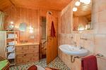 Badezimmer - Kreativhaus am See direkt am See mit Terrasse und Strandkorb - Top-Hundeurlaub