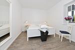 Schlafzimmer - Ferienwohnung Blaues Haus App. 3 in Ralswiek - Top-Hundeurlaub