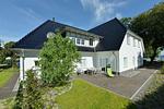 Hauptansicht - Ferienwohnung Blaues Haus App. 3 in Ralswiek - Top-Hundeurlaub