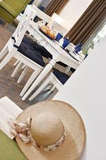 Küche / Küchenzeile - Ferienwohnung Blaues Haus App. 2 in Ralswiek - Top-Hundeurlaub