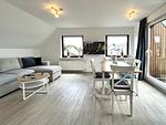 Wohnzimmer - FeWo - Coastal Residence 2, mit kleiner Loggia - Top-Hundeurlaub