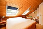 2.Schlafzimmer mit Doppelbett - Haus 61c - Top-Hundeurlaub