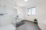 Badezimmer - Ferienwohnung Strandnest Rosenhagen bei Travemünde - Top-Hundeurlaub