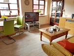 Sofaecke mit TV - Backboord - Top-Hundeurlaub