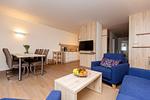 Wohnzimmer - Nr 27  Apartment mit 3 Schlafzimmern,Parkplatz am Haus ,Hund erlaubt - Top-Hundeurlaub