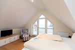 Schlafzimmer - Nr 27  Apartment mit 3 Schlafzimmern,Parkplatz am Haus ,Hund erlaubt - Top-Hundeurlaub