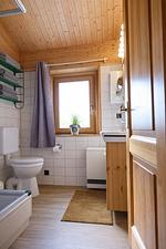 Badezimmer - Küstenhaus Brandgans - Top-Hundeurlaub