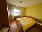 Schlafzimmer - Haushälfte Henriette Emmelsbüll-Horsbüll - Top-Hundeurlaub