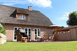 Fassade / Eingang - Doppelhaushälfte Deicheck - Top-Hundeurlaub