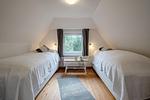 Schlafzimmer mit 2 Boxspringbetten (90 x 200 cm) - Strandhaus am Mühlendamm - Top-Hundeurlaub