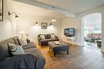 Wohnzimmer mit Kamin, TV und 2 Sofas - Bauernhaus am Mühlendamm - Top-Hundeurlaub
