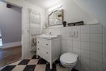 Badezimmer im OG WC, Dusche, Waschtisch - Bauernhaus am Mühlendamm - Top-Hundeurlaub