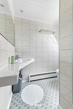 Badezimmer - Ferienwohnung Hausboot an der Lagune Zwischendeck Büsum - Top-Hundeurlaub