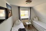 Schlafzimmer - FeWo OG: Balkon, Wallbox kostenfrei - Top-Hundeurlaub