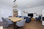 Wohnzimmer - Haus: Terrasse, Garten, Sauna - Top-Hundeurlaub