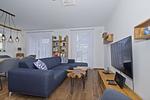 Wohnzimmer - Haus: Terrasse, Garten, Sauna - Top-Hundeurlaub