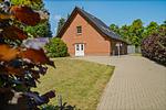 Ferienhaus Landhus Alt Schwerin mit Grünfläche - Landhus - Top-Hundeurlaub