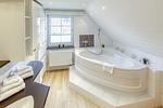 Ferienhaus Landhus Alt Schwerin Badezimmer im Obergeschoss - Landhus - Top-Hundeurlaub