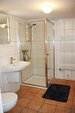 Badezimmer - Ferienhaus Haus Amsel Niebüll - Top-Hundeurlaub