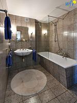 Badezimmer - Ferienwohnung Karin's Nest - Top-Hundeurlaub