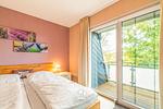 Haus Oberdeck, Whg. 2, Schlafzimmer 2 - Haus Oberdeck Whg. 2 Büsum – ruhige Ferienwohnung mit Balkon - Top-Hundeurlaub