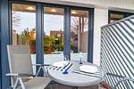 Appartementhaus Meeresbucht Whg. 3, Terrasse 2 mit Gartenmöbeln - Ferienwohnung Appartementhaus Meeresbucht Whg. 3 - Top-Hundeurlaub