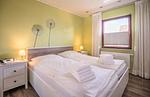 Haus Lee, Whg. 17 Schlafzimmer - Ferienwohnung Haus Lee, Whg. 17 - Top-Hundeurlaub