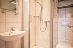 Haus Strandbrise, Whg. 3, Duschbad - Ferienwohnung Haus Strandbrise, Whg. 3 - Top-Hundeurlaub