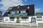 Haus Strandbrise Whg.1, Hausansicht - Ferienwohnung Haus Strandbrise, Whg.1 - Top-Hundeurlaub