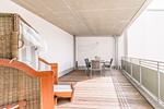 Bahnhofstraße 9, Büsumer Perlenherz, überdachter Balkon - Ferienwohnung Perlenherz Büsum – zentral, modern & mit Balkon - Top-Hundeurlaub