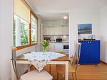 Wohnzimmer - Ferienwohnung mit 1 Schlafzimmer und Balkon (D132) - Top-Hundeurlaub