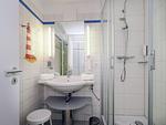 Badezimmer - 1-Raum-Ferienwohnung mit Balkon (D123) - Top-Hundeurlaub