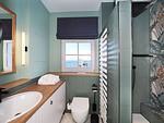Badezimmer - Ferienwohnung mit 1 Schlafzimmer und Balkon zur Seeseite (S16) - Top-Hundeurlaub