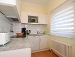 Küche / Küchenzeile - 1-Raum-Ferienwohnung mit Balkon (DR3) - Top-Hundeurlaub