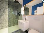 Badezimmer - Ferienwohnung mit 2 Schlafzimmern und Balkon zur Seeseite (S6) - Top-Hundeurlaub