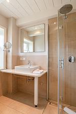 Das zweite Duschbad im OG. - Bi de Kliff - Top-Hundeurlaub