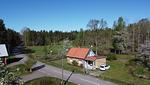 Vogelperspektive auf das Ferienhaus Hus Målen in Berga in Småland - Hus Målen - Top-Hundeurlaub