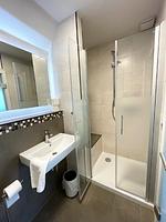 Badezimmer - Ferienwohnung Gotteskoog im Reetdachhaus Bongsiel - Top-Hundeurlaub